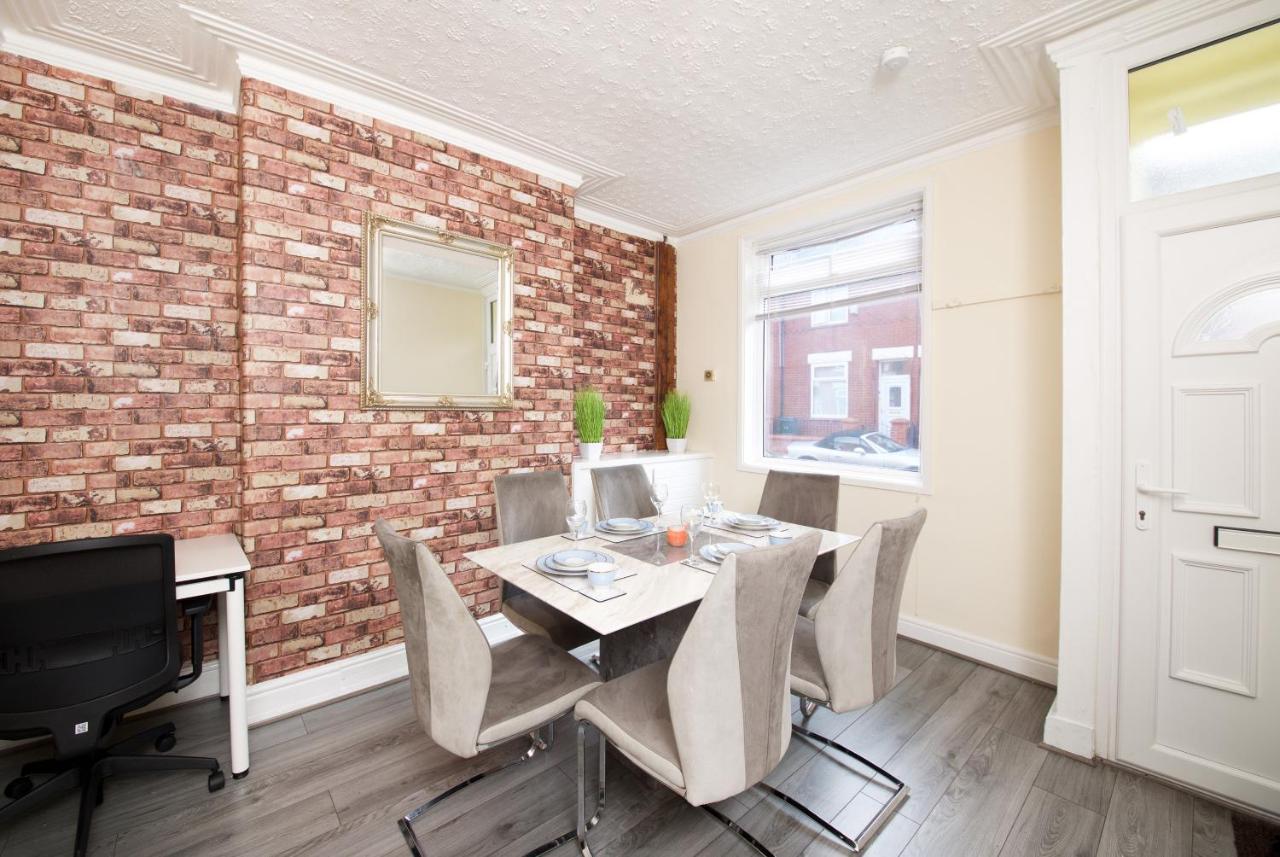 Crystal House 10Min To Manchester City Centre Ideal For Work And Leisure Extérieur photo